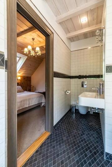 Фото номера Полулюкс с сауной Отель Boutique Hotel Bersas г. Turaida 5